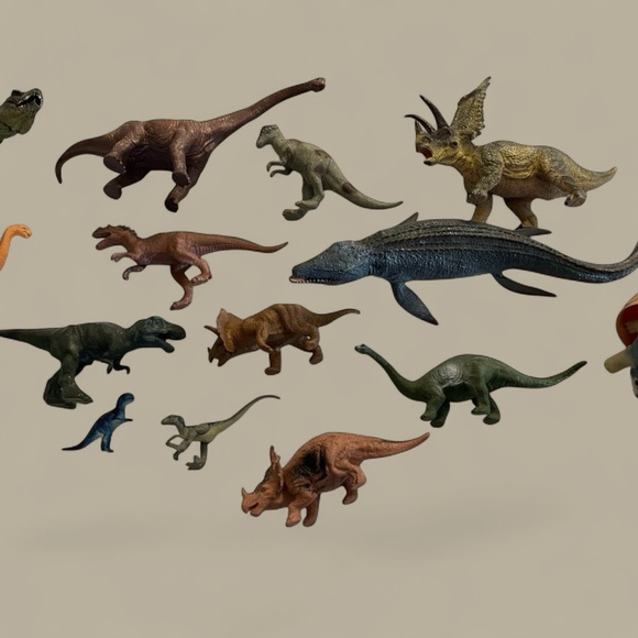 Lot of 14 Dinosaurs and lot of 12 Dinosaur bones - Picture 4 of 5